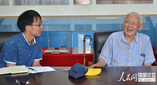 ���ϴ�W(xu��)�W(xu��)���c����(zh��n)�ϱ��_�_(k��i)�F���ң���