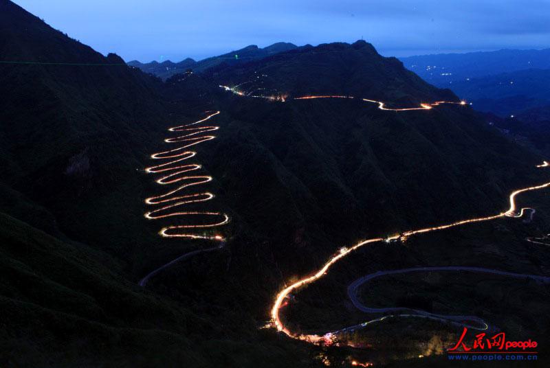 ��¡��24���ա�֮ҹ����ꐁ��֔zӰ��