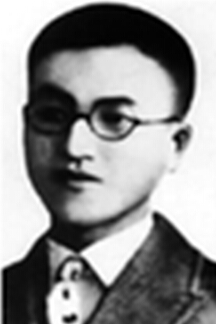 ͯ�L(zh��ng)�s��1907��1934��20���o(j��)�o(w��)�a(ch��n)�A��(j��)�Ļ����������������|�M(m��n)������ʡ��߅���r�������ݣ����Ց�(zh��n)��(zh��ng)�����I(l��ng)��(d��o)�����֠N�A����������(sh��)�A�����L(zh��ng)�s��������ʡͩ�ǿh�����(y��ng)�h���ˡ�1925����x���ձ��|���ۇ�(gu��)��W(xu��)�A(y��)�Ƶ�һ�ߵȌW(xu��)У����У���g�����Ї�(gu��)���a(ch��n)�h��1930��3���c��(chu��ng)���Ї�(gu��)��������(li��n)������ԓ�M���l(f��)����֮һ���������h����ָ�ɣ��Ⱥ��(d��n)���й�����ʡί��(sh��)ӛ�������ί��(sh��)ӛ�����B��ί��(sh��)ӛ��1931��11�����й��M(m��n)��ʡί�|�M(m��n)��ί��(sh��)ӛ��1934��3��21��������hʮ��ƺ�ďR���c������(zh��n)�Р�����