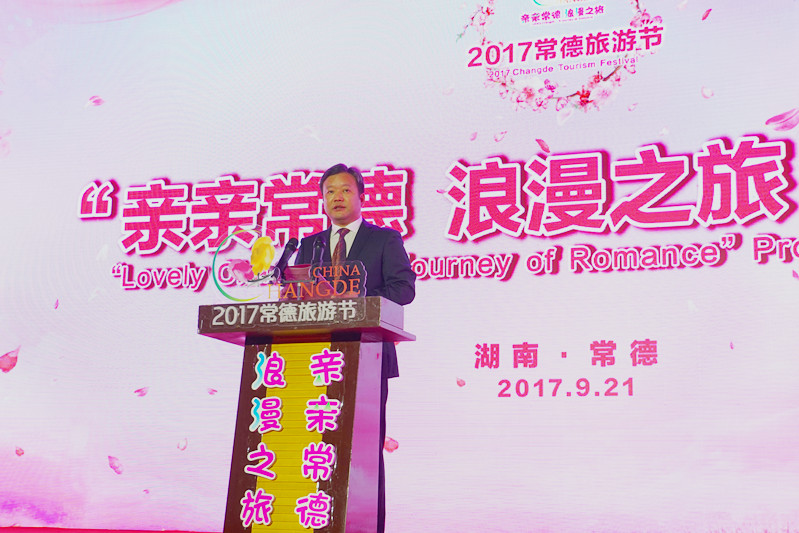 �й�������ί����ӛ�������L(zh��ng)����܊���o�����zӰ����־�ۣ�